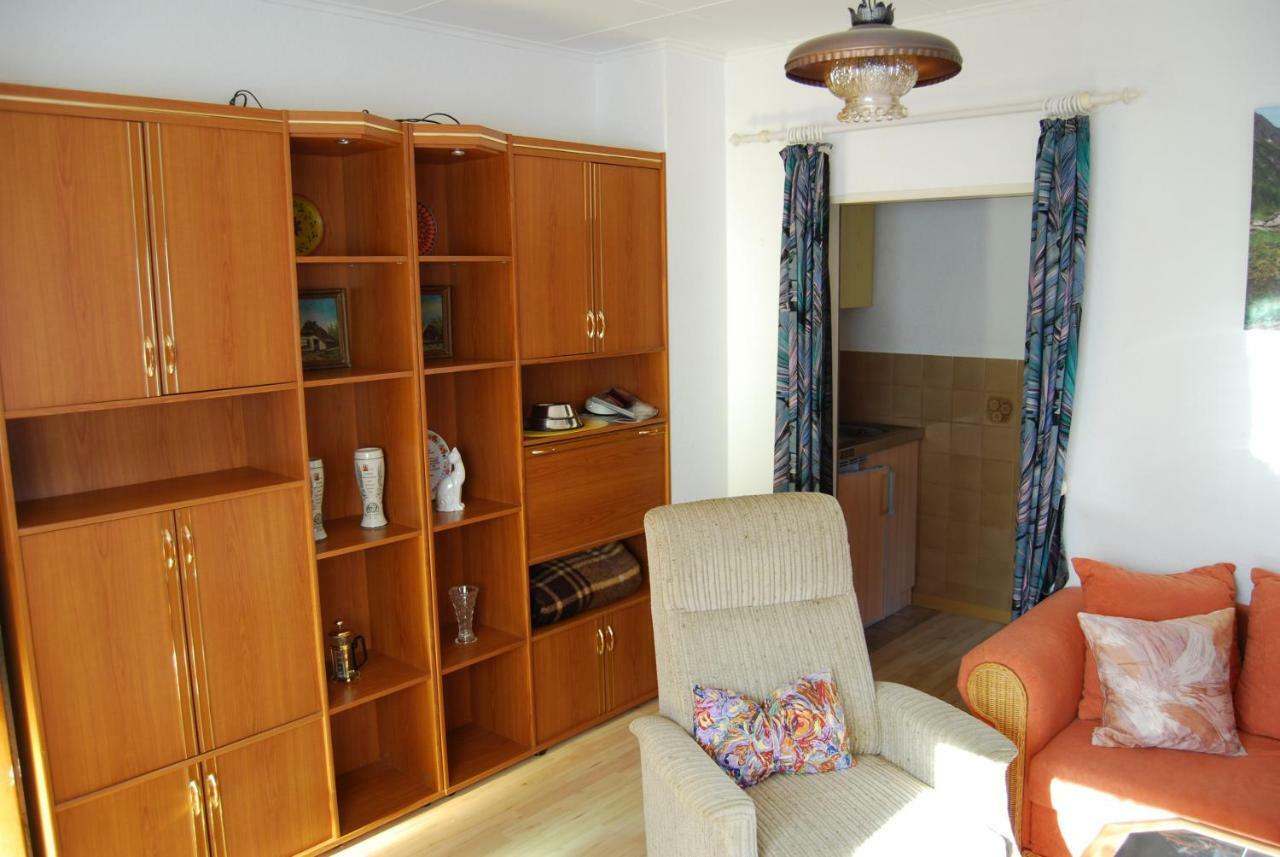 6 Schulstrasse Apartment Biebertal Bagian luar foto